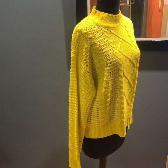 alison andrews yellow cable knit sweater. NWT. Medium. - Picture 3 of 5